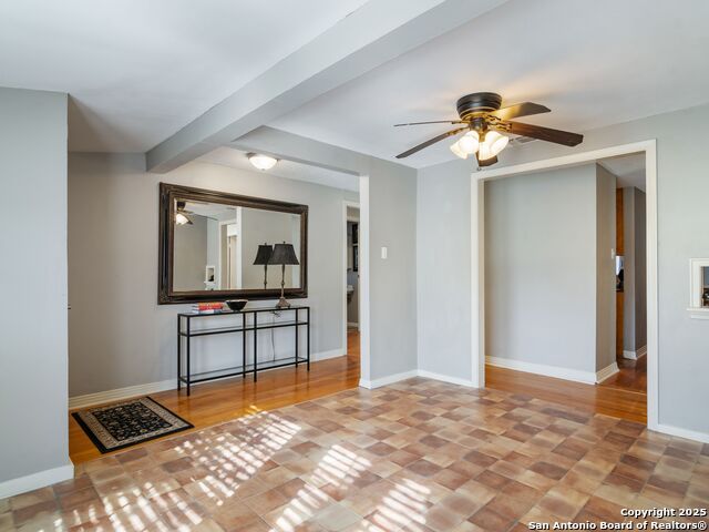 Image 10 of 36 For 1939 Lawndale Drive E