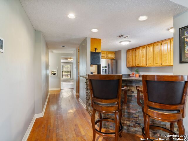 Image 12 of 36 For 1939 Lawndale Drive E