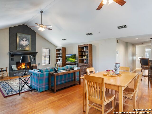 Image 17 of 36 For 1939 Lawndale Drive E