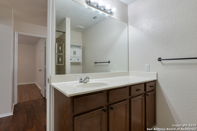 Image 28 of 42 For 116 Summer Tanager