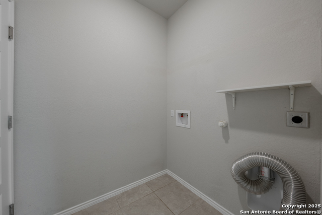 Image 20 of 24 For 7706 Chatham Pl