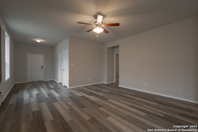 Image 5 of 24 For 7706 Chatham Pl