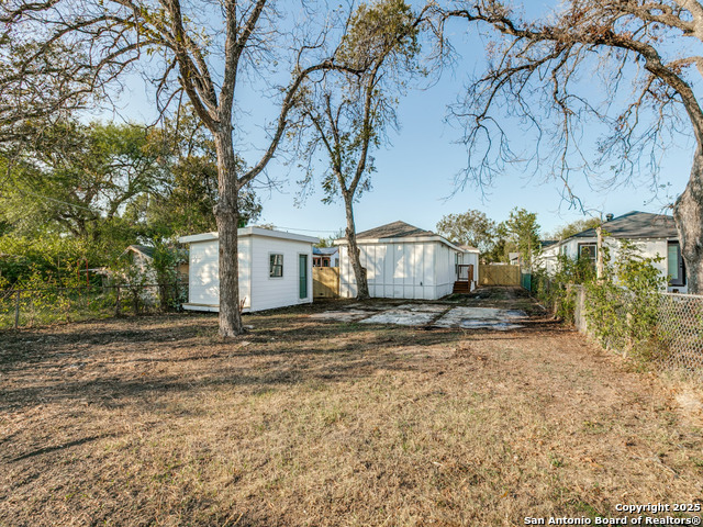 Image 20 of 21 For 930 Schley Ave