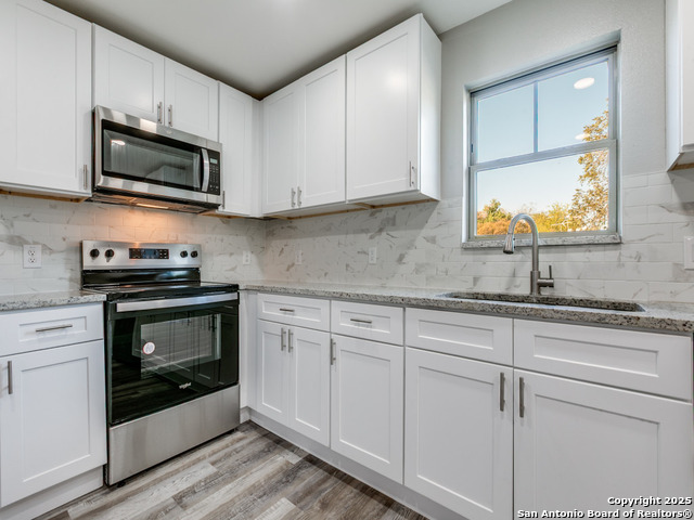 Image 6 of 21 For 930 Schley Ave