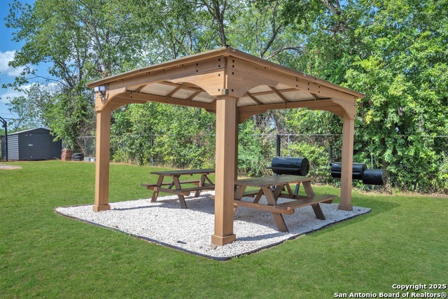 Image 14 of 14 For 410 Regina