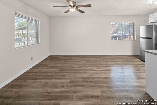 Image 4 of 14 For 410 Regina