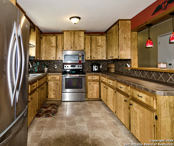 Image 12 of 29 For 805 Anderson E