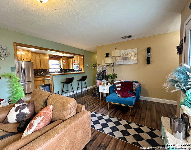 Image 6 of 29 For 805 Anderson E