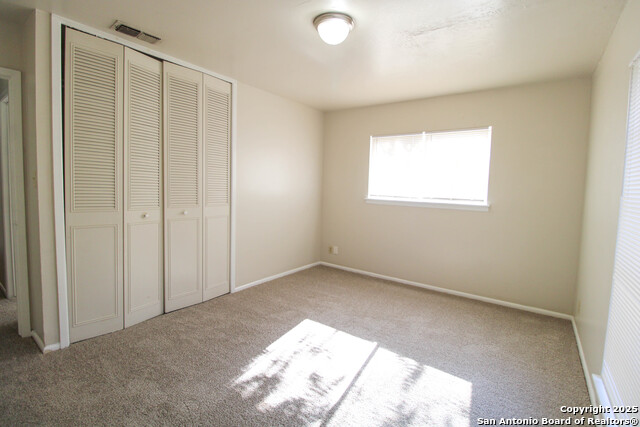 Image 20 of 38 For 10906 Lands Run