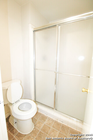 Image 37 of 38 For 10906 Lands Run