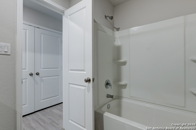 Listing photo id 13 for 8535 Western Tanager