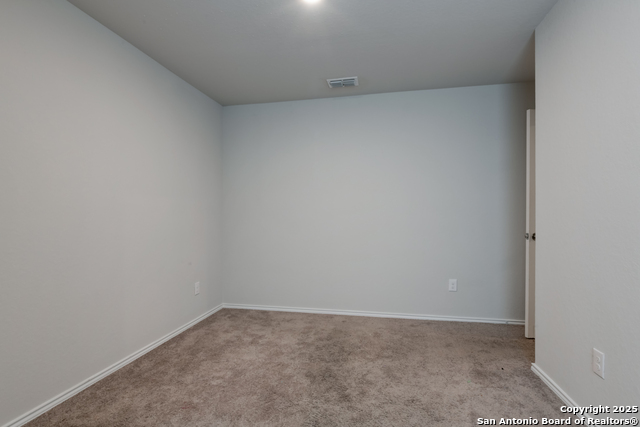 Listing photo id 16 for 8535 Western Tanager