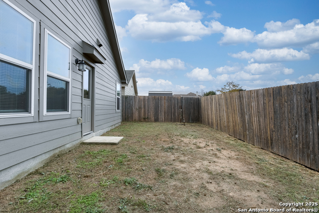 Listing photo id 18 for 8535 Western Tanager