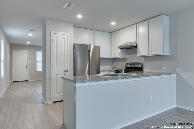 Listing photo id 2 for 8535 Western Tanager