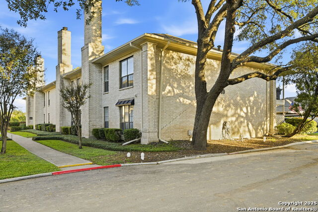 Image 7 of 15 For 2611 Eisenhauer  1005