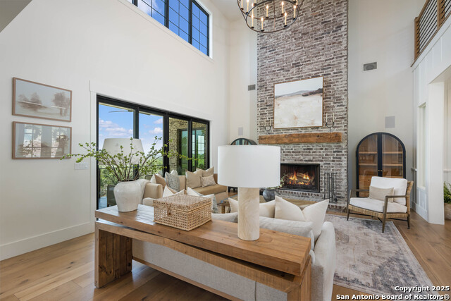 Image 11 of 50 For 324 Ridge Pt