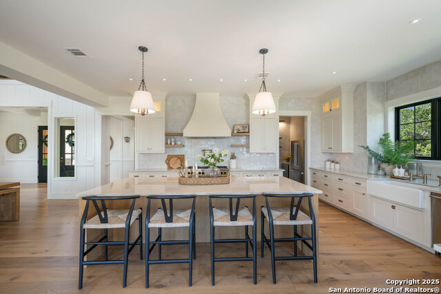 Image 16 of 50 For 324 Ridge Pt