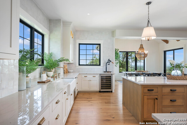 Image 18 of 50 For 324 Ridge Pt