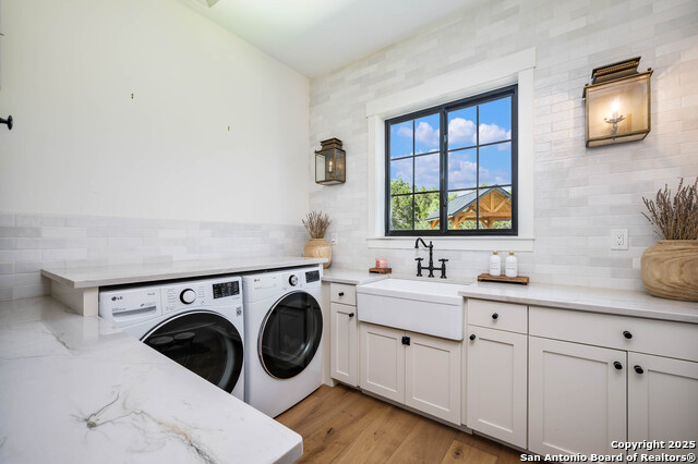 Image 31 of 50 For 324 Ridge Pt