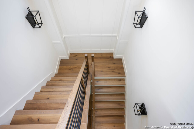 Image 44 of 50 For 324 Ridge Pt