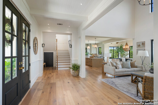 Image 9 of 50 For 324 Ridge Pt