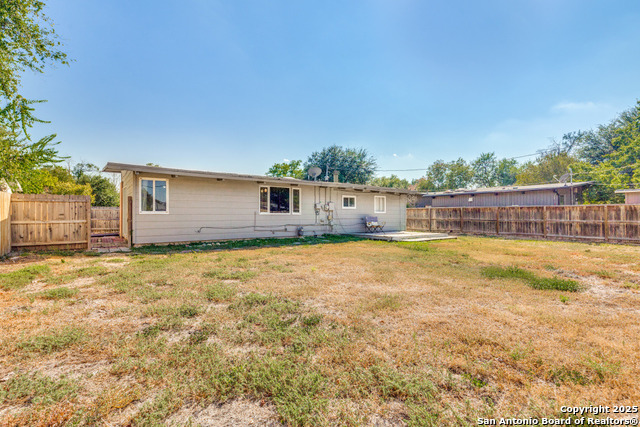 Image 22 of 22 For 623 Brightwood Pl