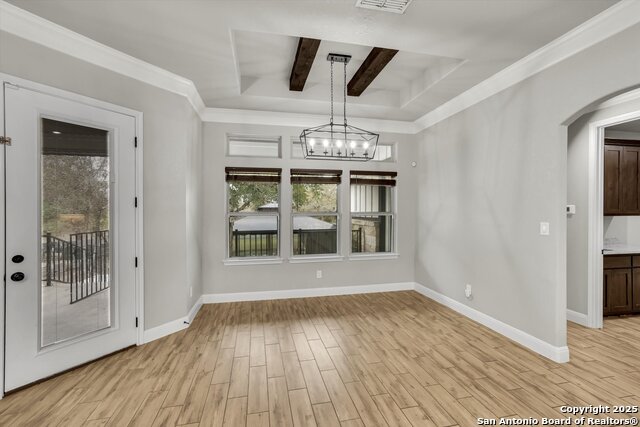 Image 12 of 49 For 839 Shady Grove