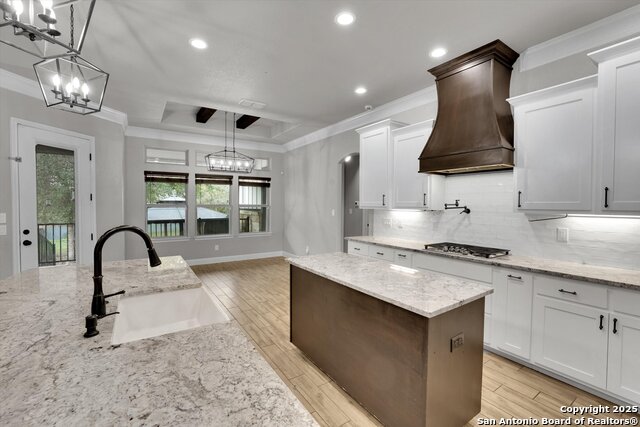 Image 14 of 49 For 839 Shady Grove