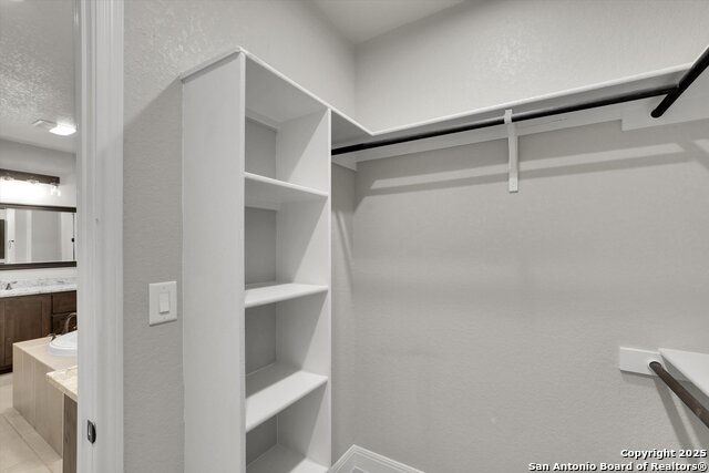 Image 41 of 49 For 839 Shady Grove