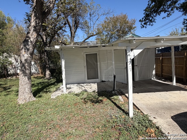 Image 8 of 30 For 419 Walton  