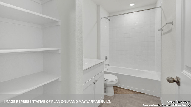 Image 5 of 38 For 809 Wild Olive Way