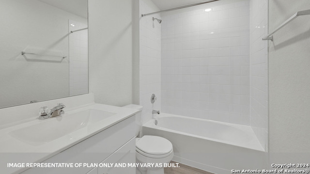 Image 6 of 38 For 809 Wild Olive Way