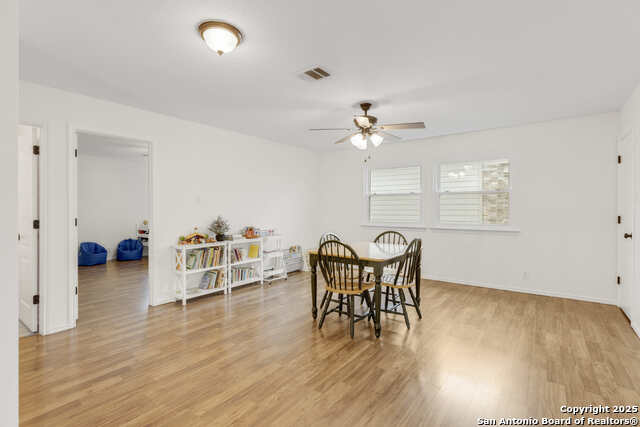 Image 12 of 31 For 438 Tiger Hills