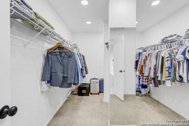 Image 18 of 31 For 438 Tiger Hills