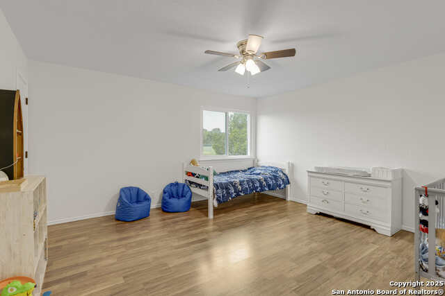 Image 19 of 31 For 438 Tiger Hills