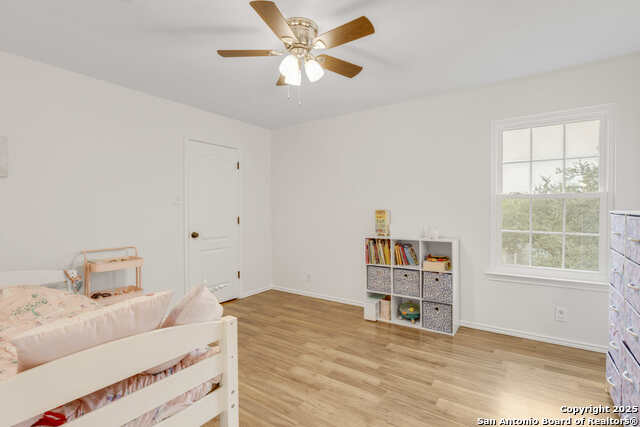 Image 20 of 31 For 438 Tiger Hills