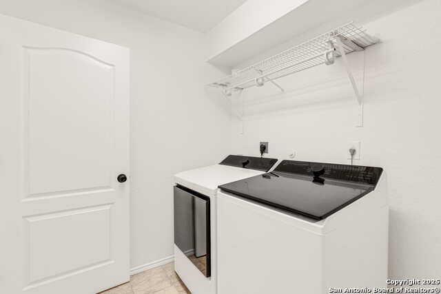 Image 30 of 31 For 438 Tiger Hills