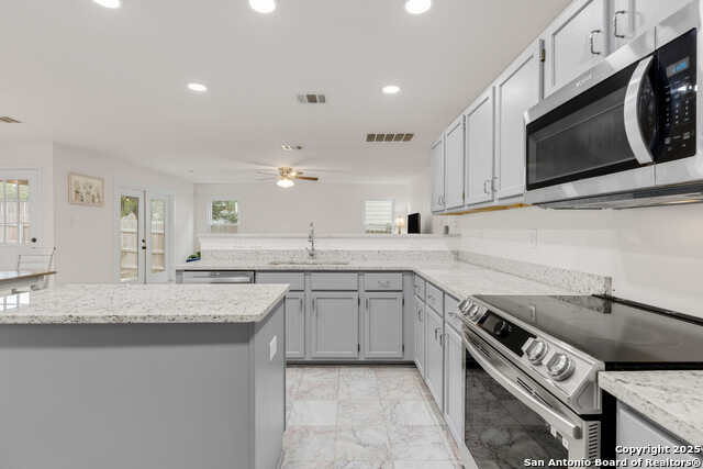 Image 6 of 31 For 438 Tiger Hills