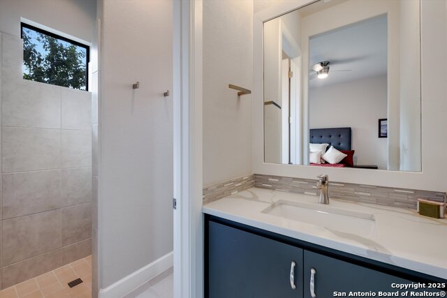 Image 29 of 50 For 10112 Kendall