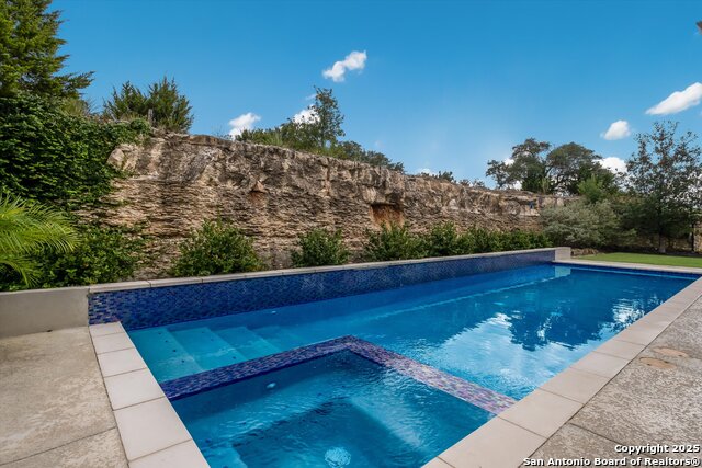 Image 36 of 50 For 10112 Kendall