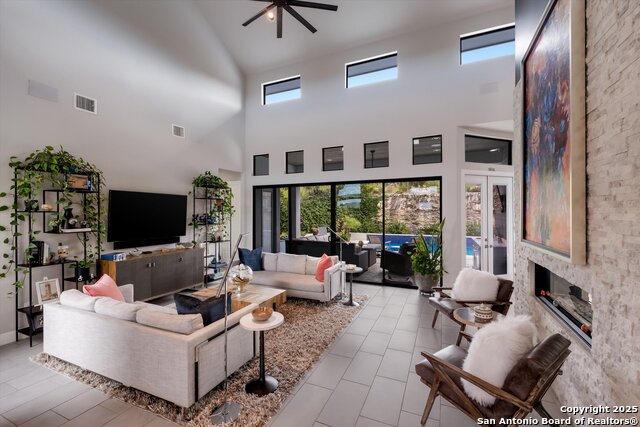 Image 8 of 50 For 10112 Kendall