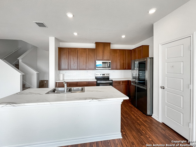 Image 12 of 25 For 14838 House Wren Fall