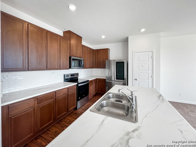 Image 9 of 25 For 14838 House Wren Fall