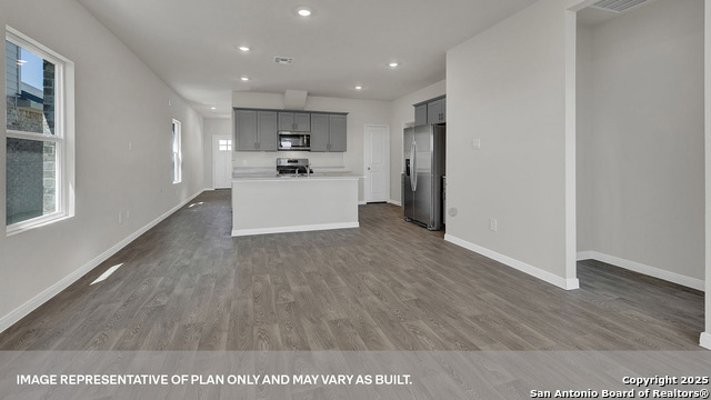 Image 11 of 35 For 229 New Albany Lane