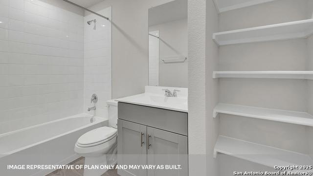 Image 26 of 35 For 229 New Albany Lane