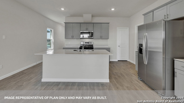 Image 9 of 35 For 229 New Albany Lane