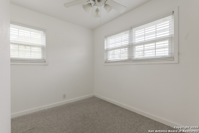 Image 15 of 34 For 15142 Mesquite St