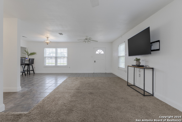 Image 7 of 34 For 15142 Mesquite St