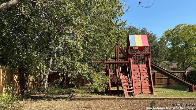 Image 36 of 40 For 2335 Oriley