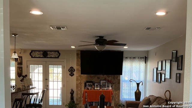 Image 5 of 40 For 2335 Oriley